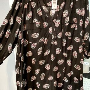 TORRID BLACK SUGAR SKULL PULLOVER TUNIC